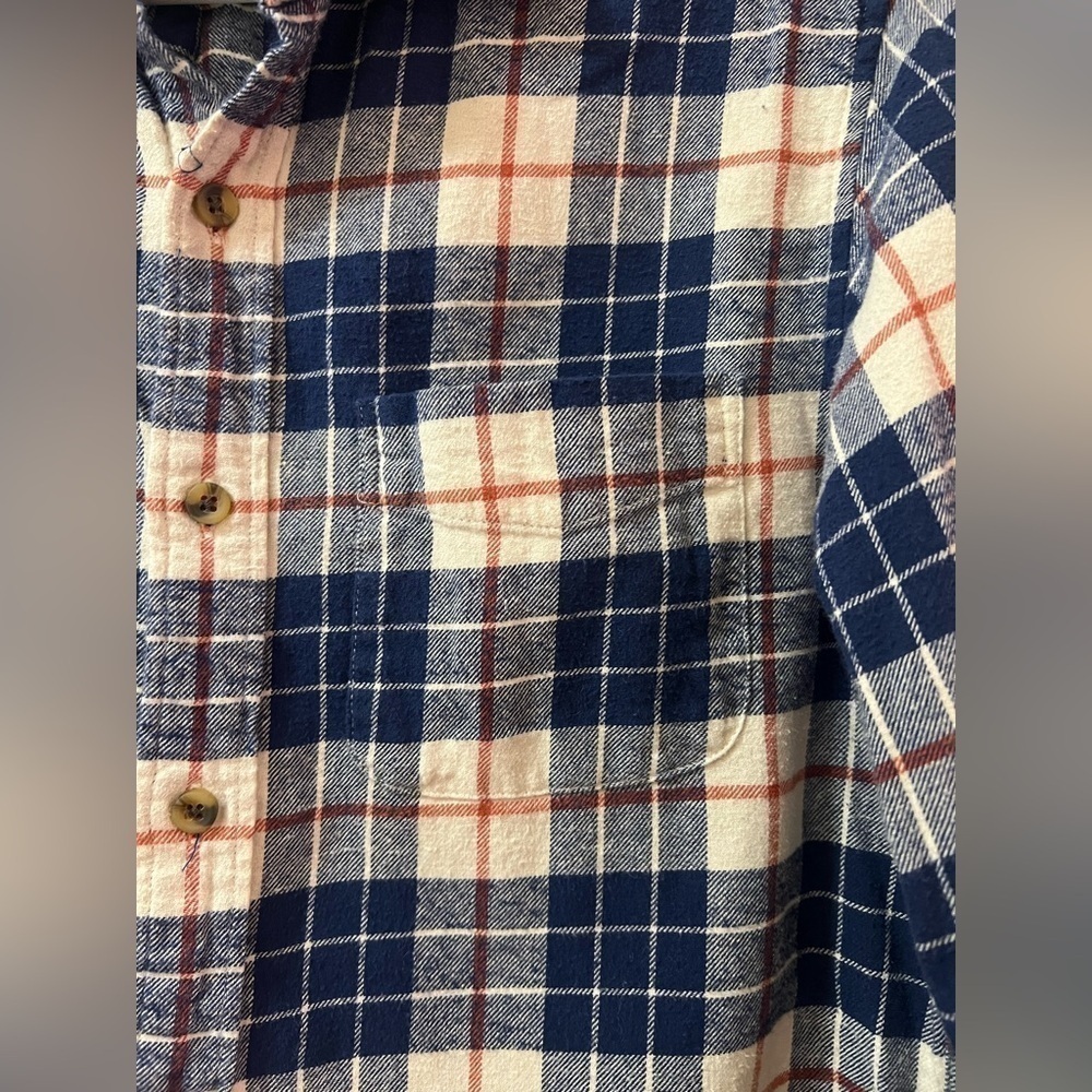 ⚫️ BOGO J. Crew women’s plaid shirt size small - Picture 2 of 6